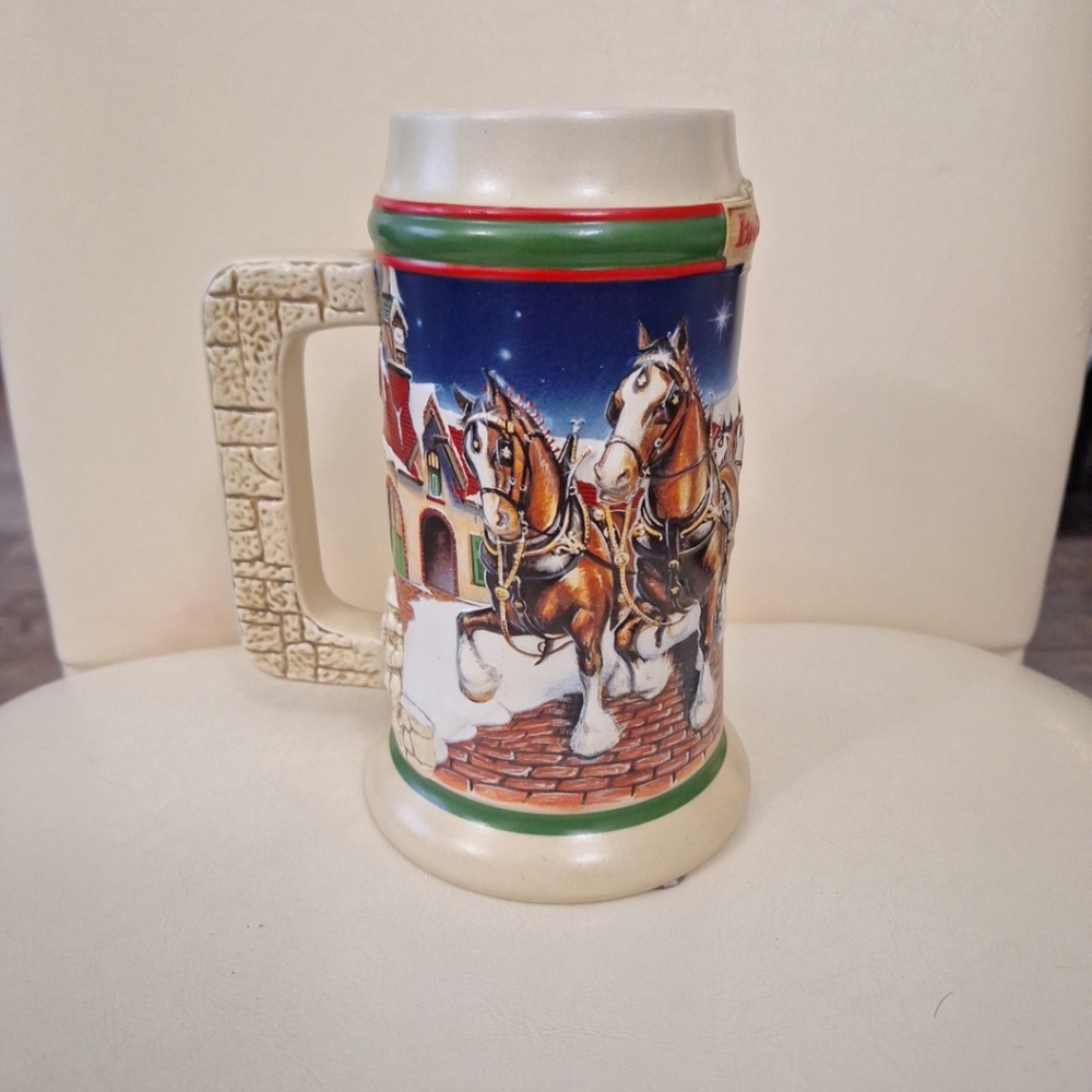 Budweiser. 1998 Grant's Farm Holiday Beer Stein